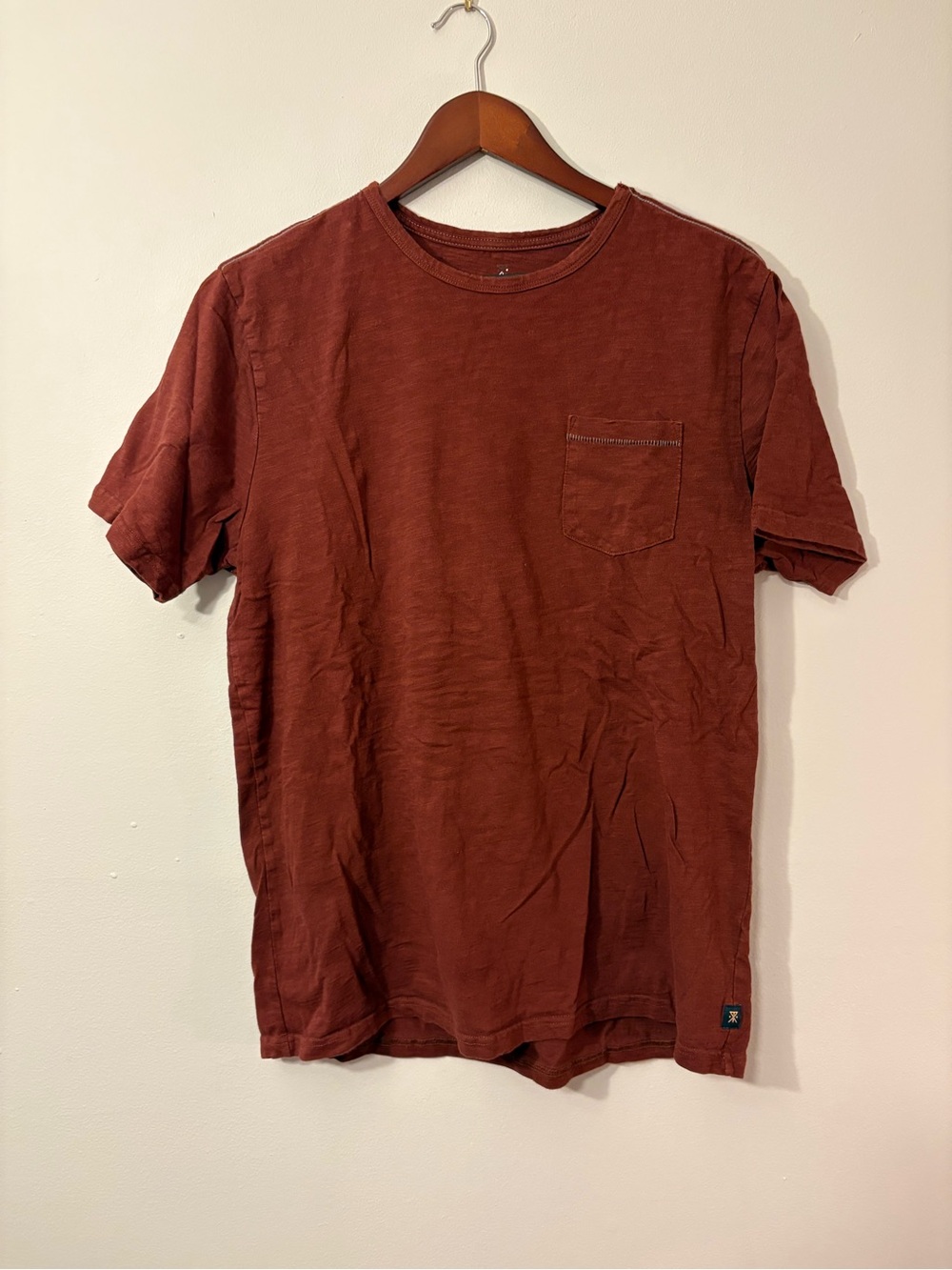Roark Well Worn Midweight Organic Pocket Tee — Rust — Size L 🧡